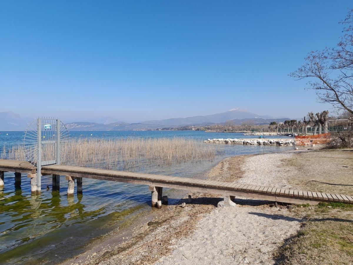 Villa La Magnolia - Private Beach Access, Garden, Views Lazise Buitenkant foto
