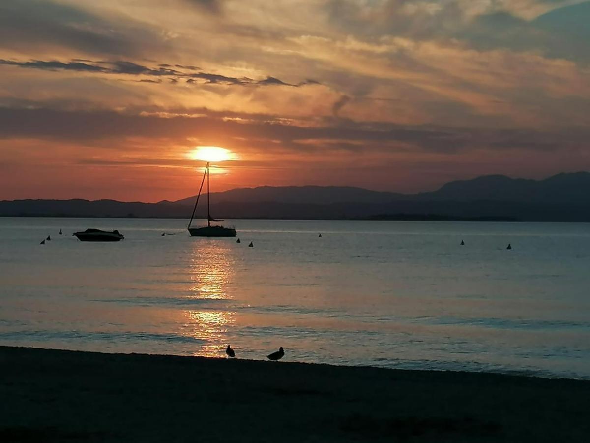 Villa La Magnolia - Private Beach Access, Garden, Views Lazise Buitenkant foto