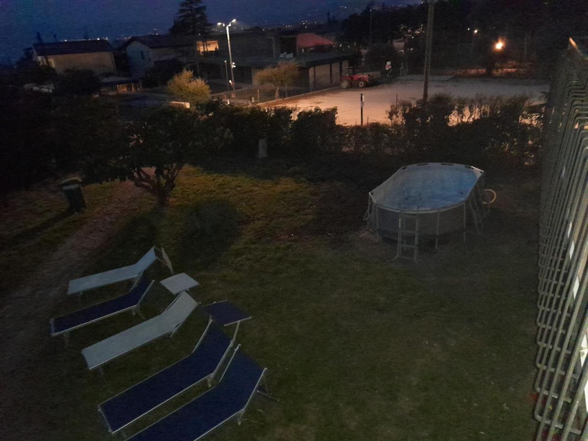 Villa La Magnolia - Private Beach Access, Garden, Views Lazise Buitenkant foto