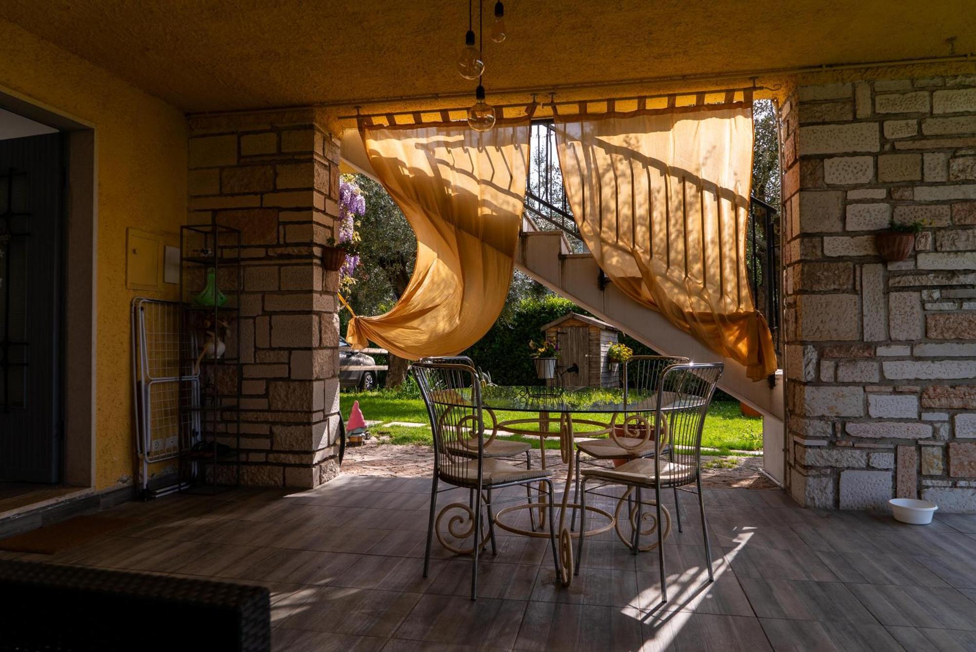 Villa La Magnolia - Private Beach Access, Garden, Views Lazise Buitenkant foto