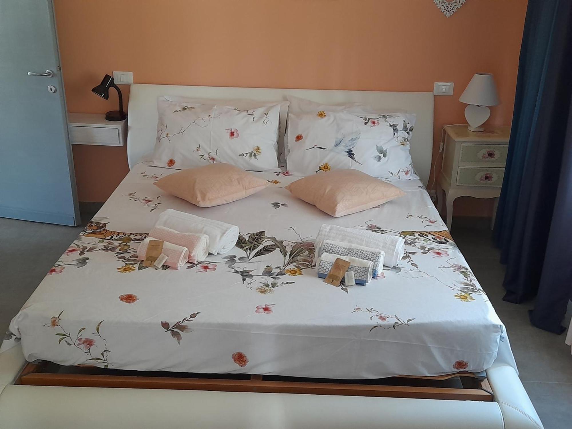 Villa La Magnolia - Private Beach Access, Garden, Views Lazise Kamer foto