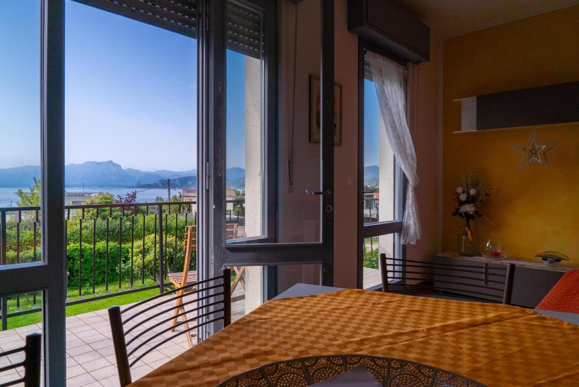 Villa La Magnolia - Private Beach Access, Garden, Views Lazise Kamer foto